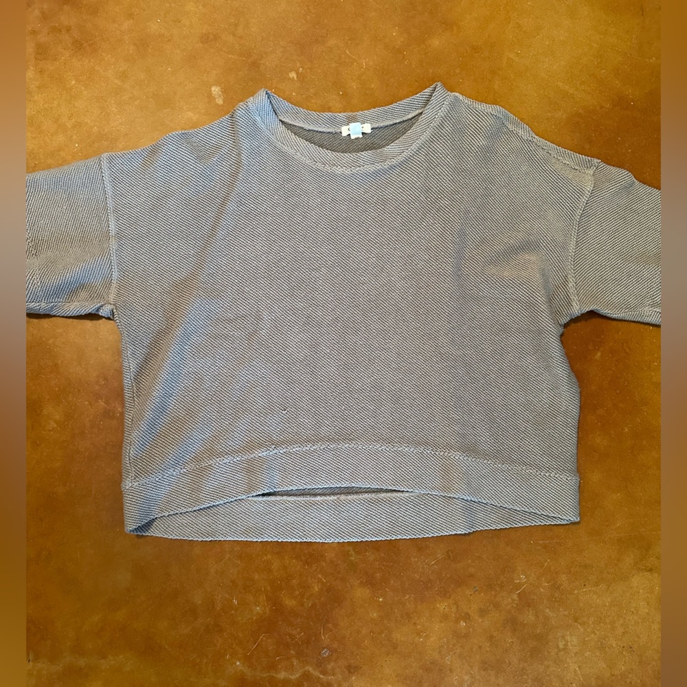 Dylan Grey Sweater Top Short Sleeve. Size small. Never worn